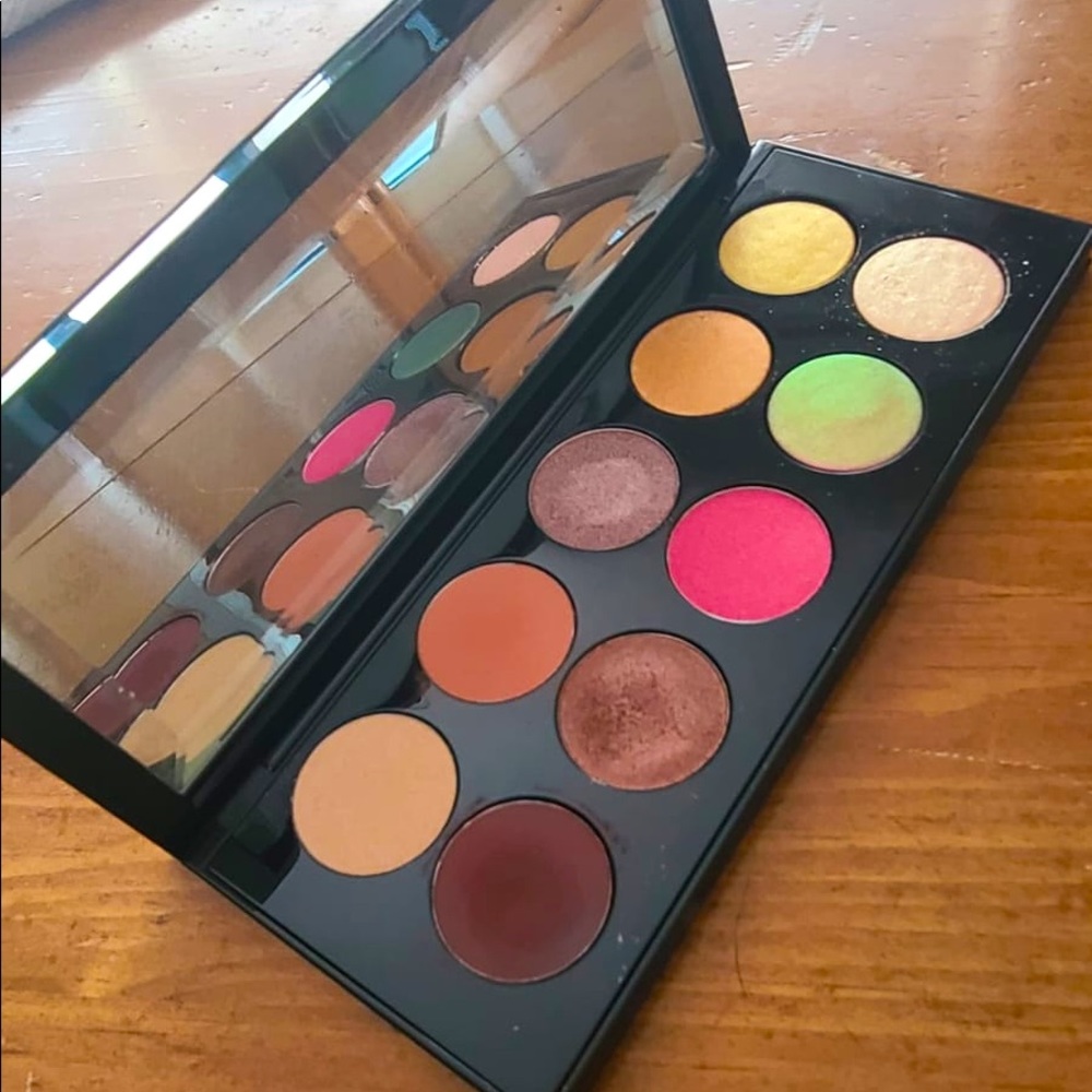 Pat McGrath Labs Devine Rose II palette